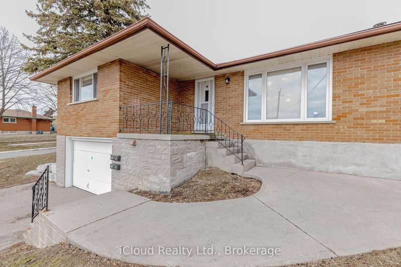 28 Hoffman St, Kitchener, N2M 3M7 | Image 2