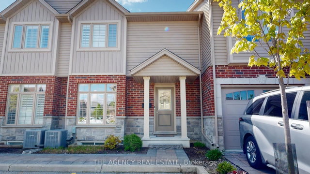 93 - 1061 eagletrace Drive