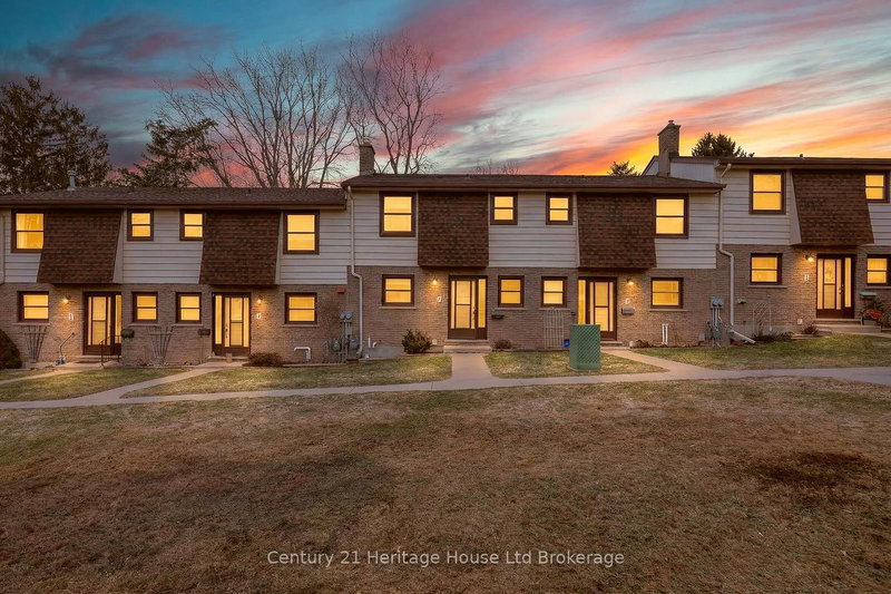 home for sale on 3-335 Albert Street