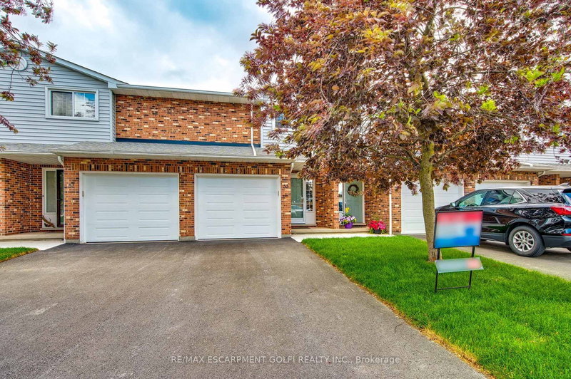 53 Myrtle Ave, St. Catharines, L2M 5W2 | Image 2