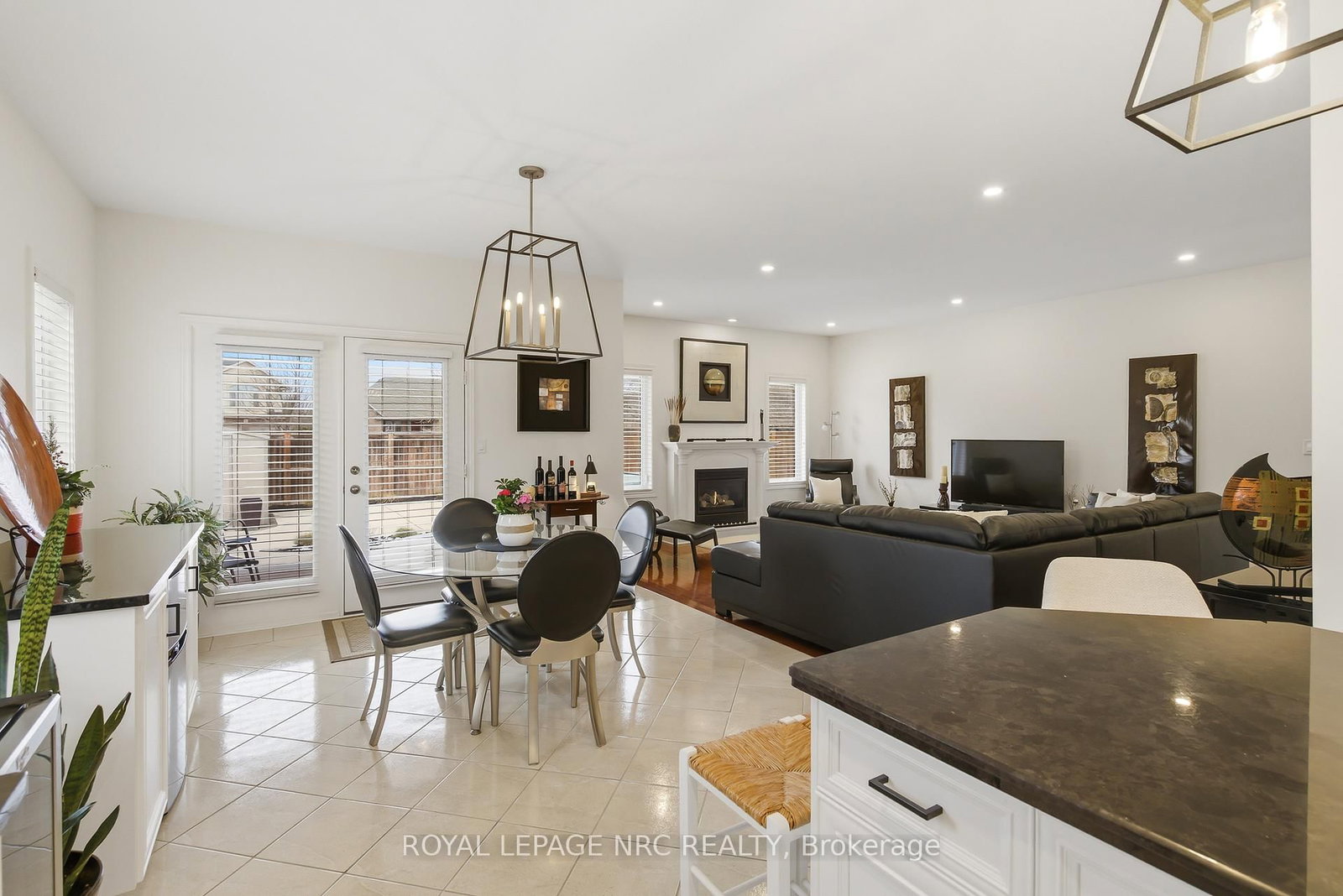 Detached House for sale at 165 Colbeck Drive, Welland, Ontario, L3C 7M1 - Coyle Creek - MLS: X12904380