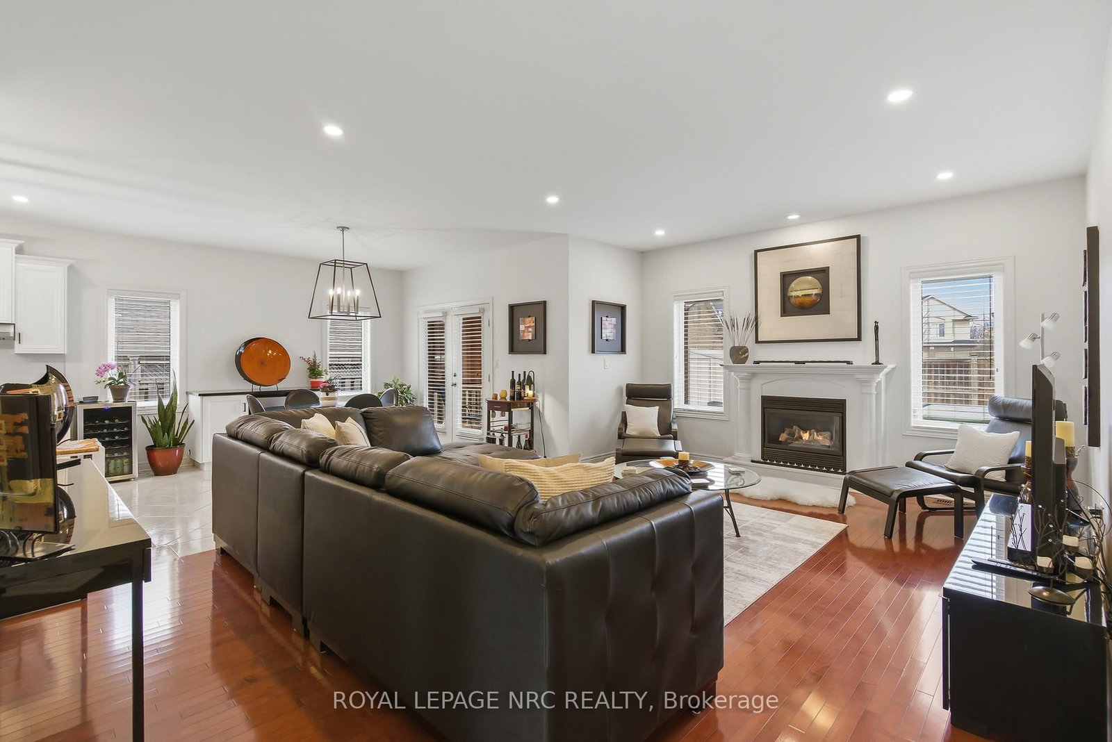 Detached House for sale at 165 Colbeck Drive, Welland, Ontario, L3C 7M1 - Coyle Creek - MLS: X12904380