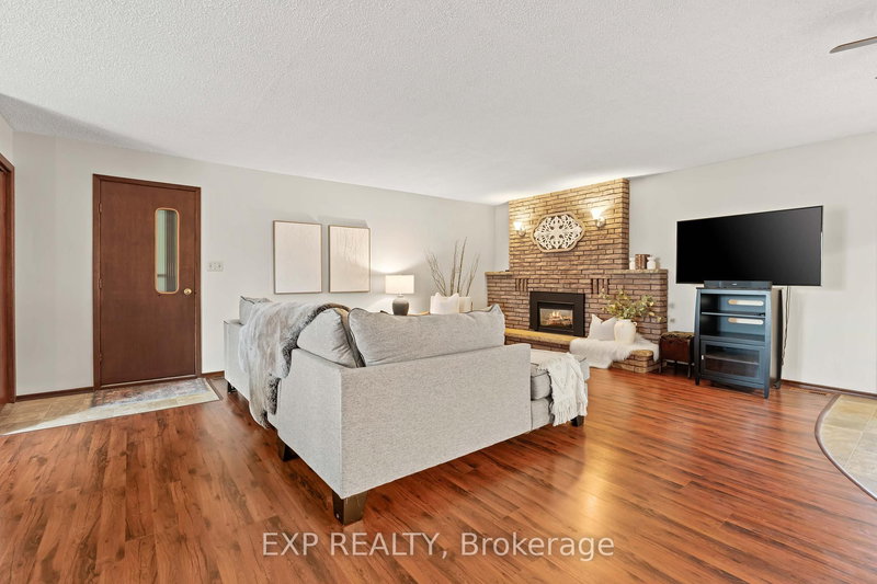 308 John St S, Aylmer, N5H 2E2 | Image 2