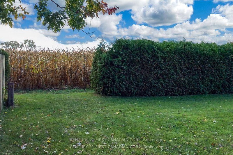 106 Angelo Dr, West Elgin, N0L 2P0 | Image 2