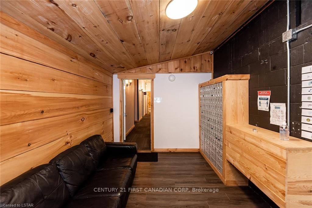 28 Princess Avenue, Unit Atrium - Photo 22