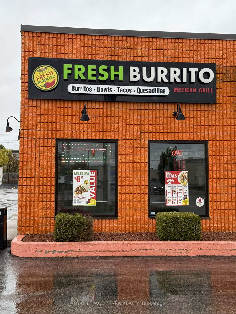 A - 652 Fairway Rd S, Kitchener, N2C 1X3 | Image 3