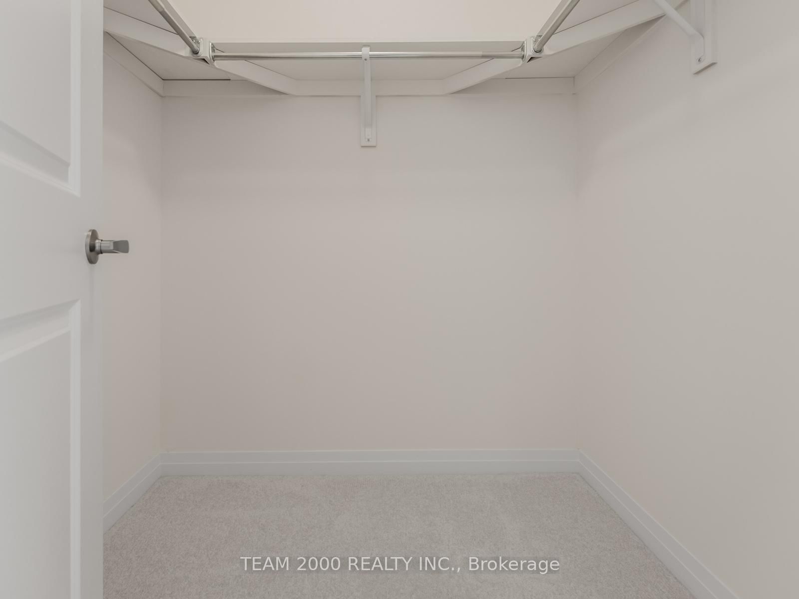 Townhouse for sale at 42-474 Provident Way, Hamilton, Ontario, L0R 1W0 - Mount Hope - MLS: X12905090