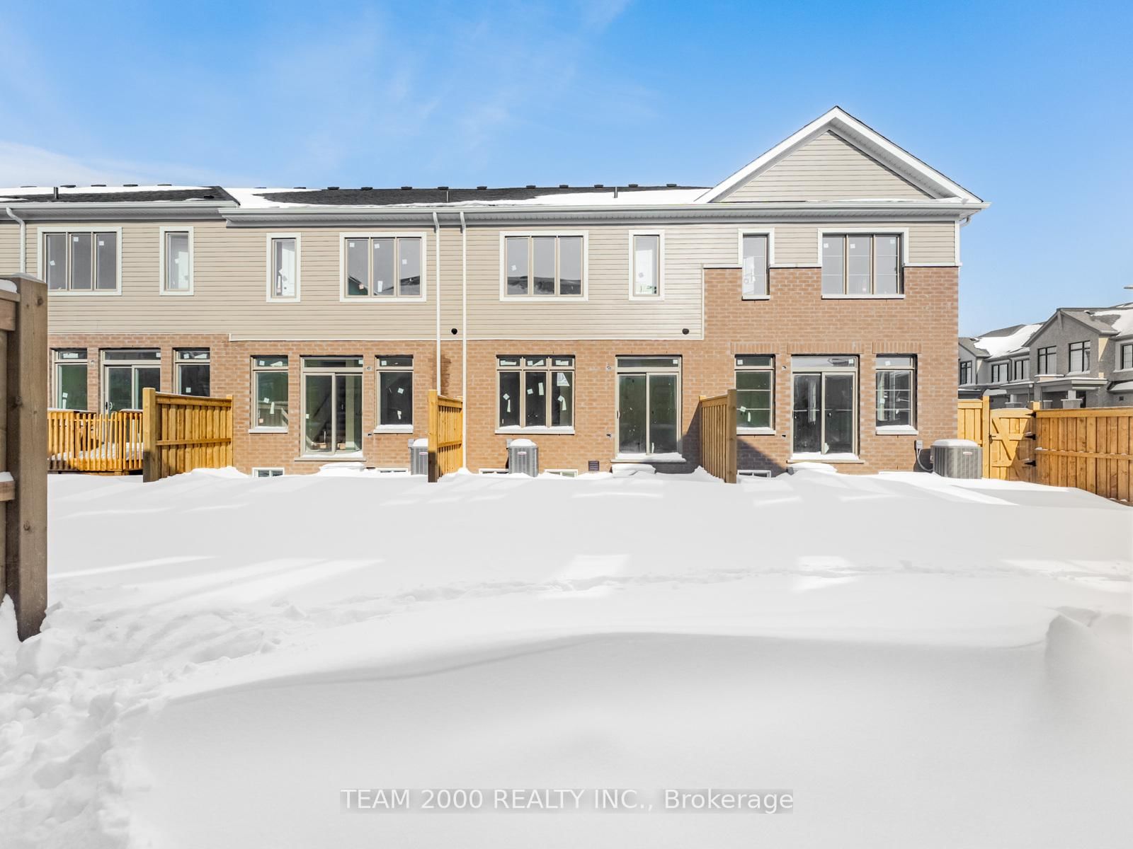 Townhouse for sale at 42-474 Provident Way, Hamilton, Ontario, L0R 1W0 - Mount Hope - MLS: X12905090