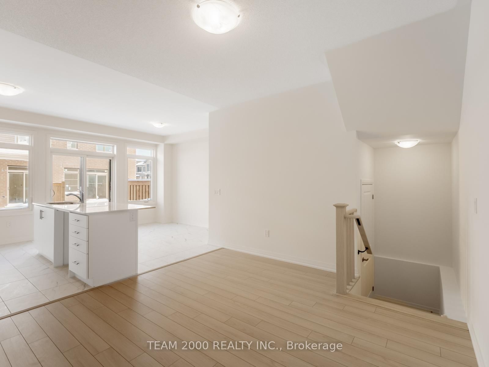 Townhouse for sale at 42-474 Provident Way, Hamilton, Ontario, L0R 1W0 - Mount Hope - MLS: X12905090