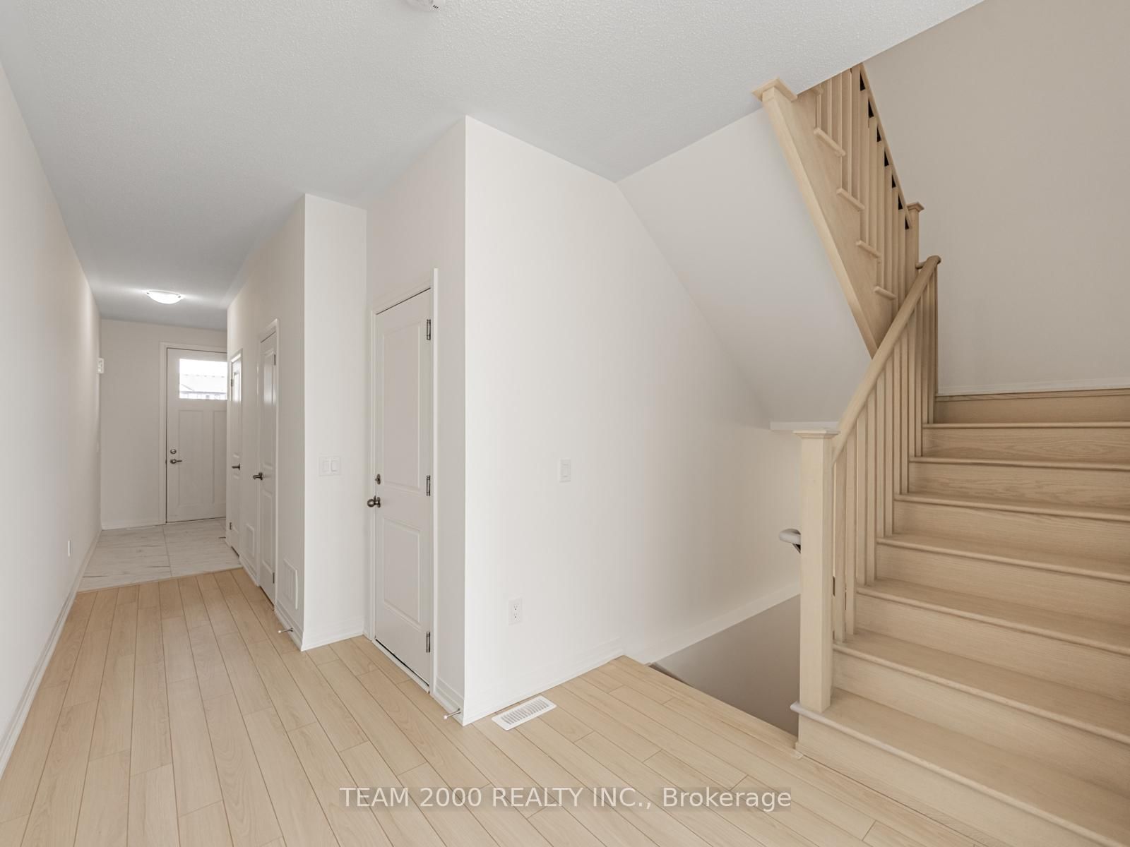 Townhouse for sale at 58-474 Provident Way, Hamilton, Ontario, L0R 1W0 - Mount Hope - MLS: X12905122