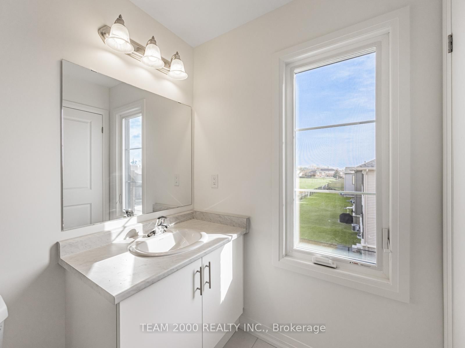 Townhouse for sale at 58-474 Provident Way, Hamilton, Ontario, L0R 1W0 - Mount Hope - MLS: X12905122