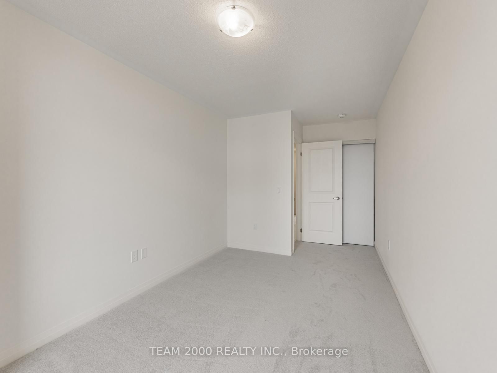 Townhouse for sale at 58-474 Provident Way, Hamilton, Ontario, L0R 1W0 - Mount Hope - MLS: X12905122