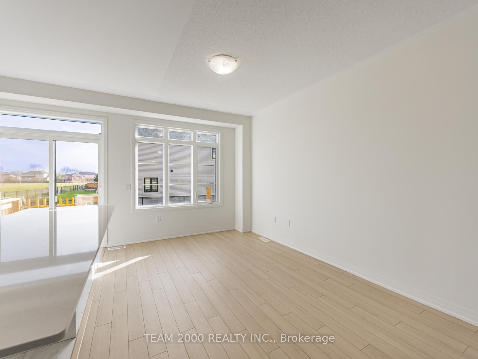 Townhouse for sale at 58-474 Provident Way, Hamilton, Ontario, L0R 1W0 - Mount Hope - MLS: X12905122