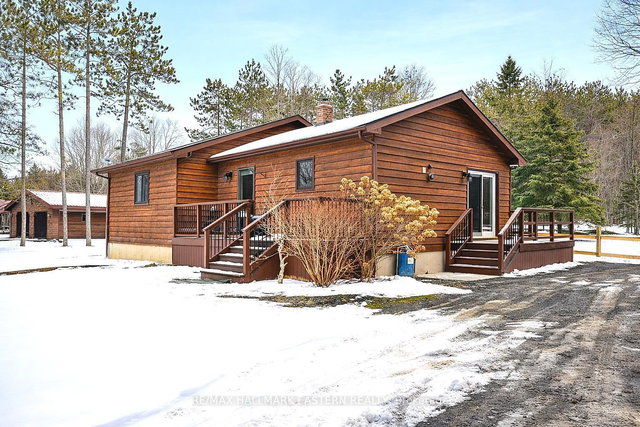 5219 Hillview Drive N