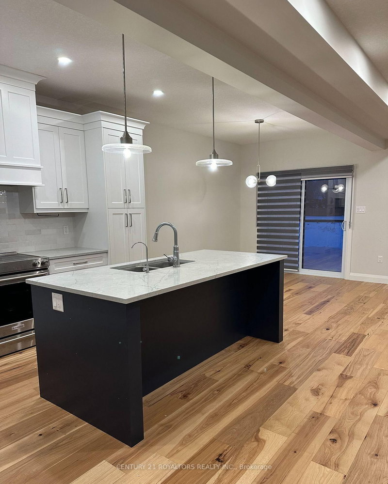 32 Walker Rd, Ingersoll, N5C 4H3 | Image 2