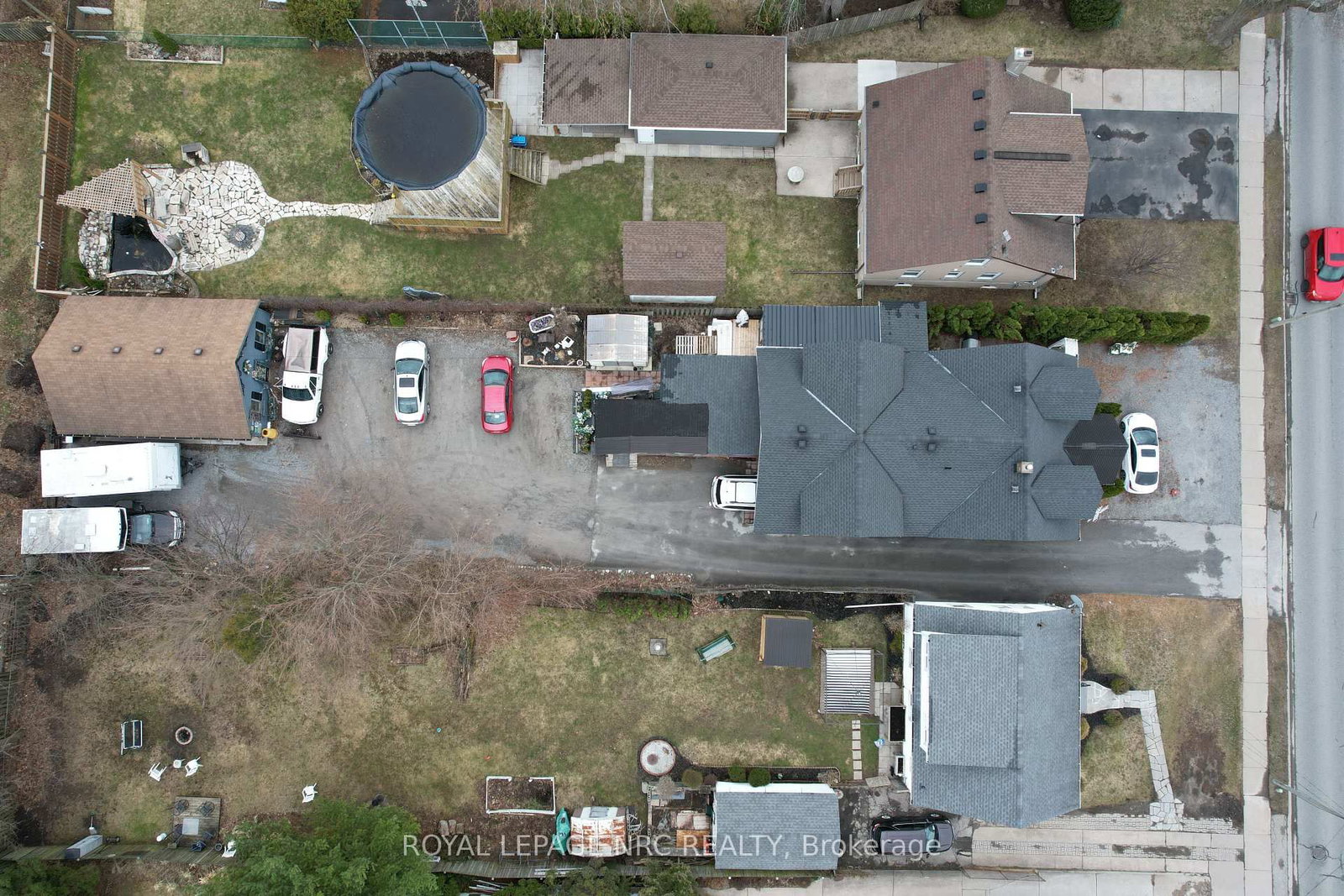Listing Image 7