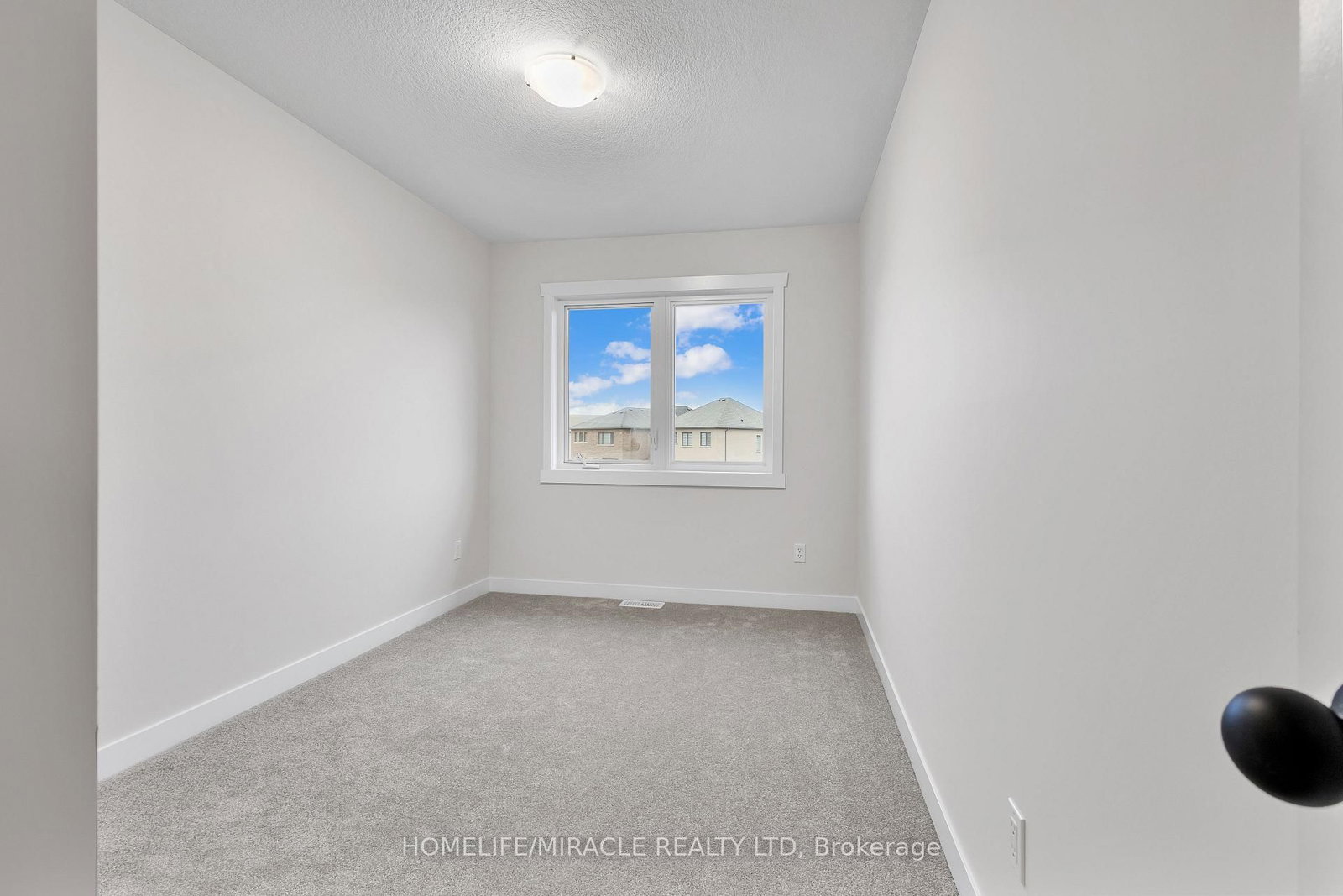 19 Wilkinson Avenue - Photo 12