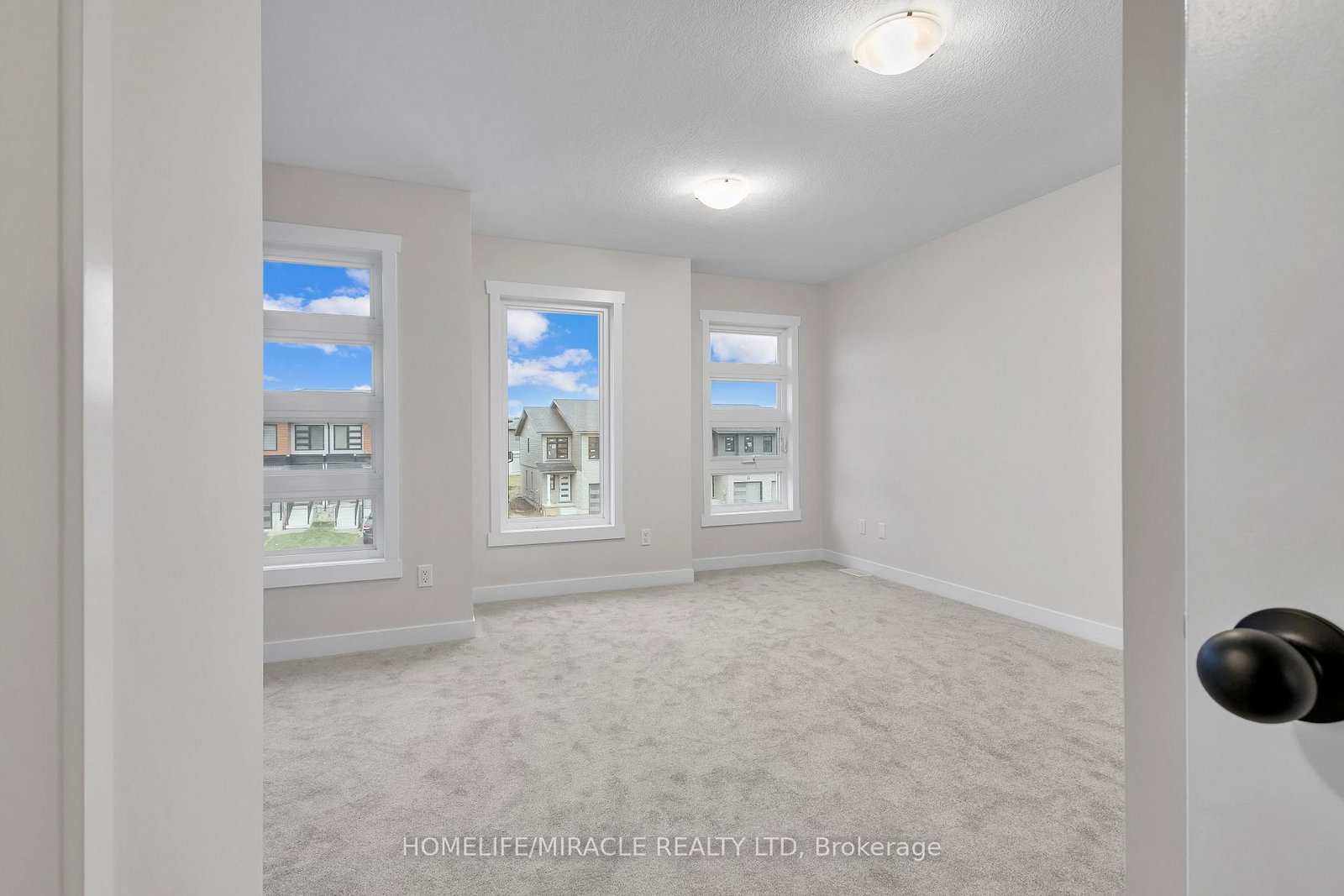 19 Wilkinson Avenue - Photo 6