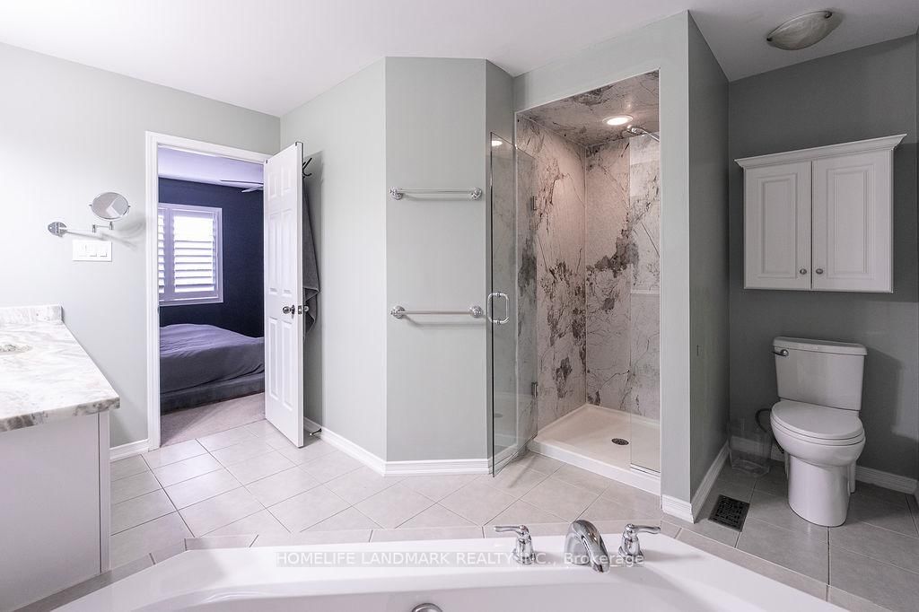 Detached House for sale at 106 Odonnel Drive, Hamilton, Ontario, L0R 1C0 - Binbrook - MLS: X12905522