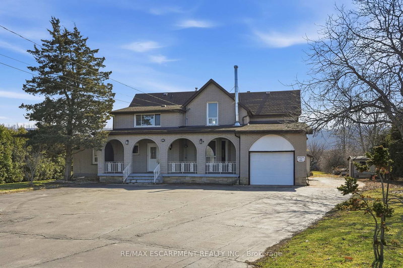 864 Highway 8, Hamilton, L8E 5J3 | Image 2