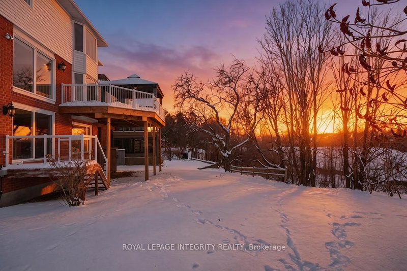 50 Rosenfeld Cres, Ottawa, K2K 2L2 | Image 2