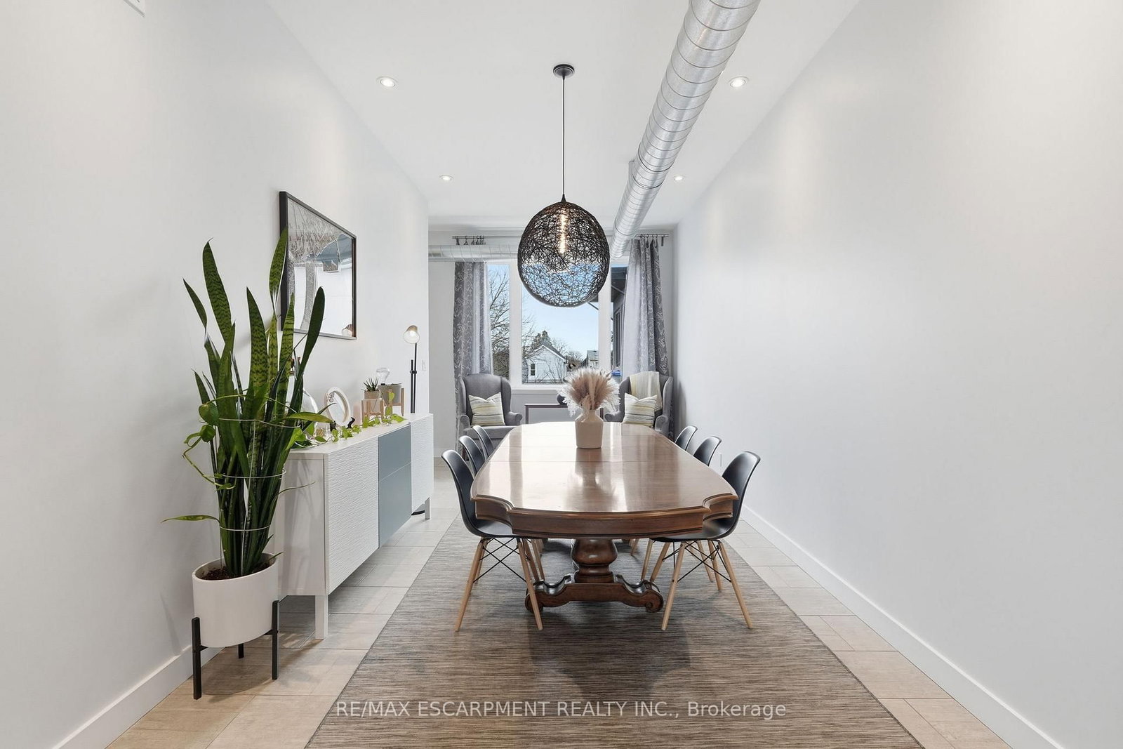 Detached House for sale at 414 JOHN Street, Hamilton, Ontario, L8L 4R3 - North End - MLS: X12906116