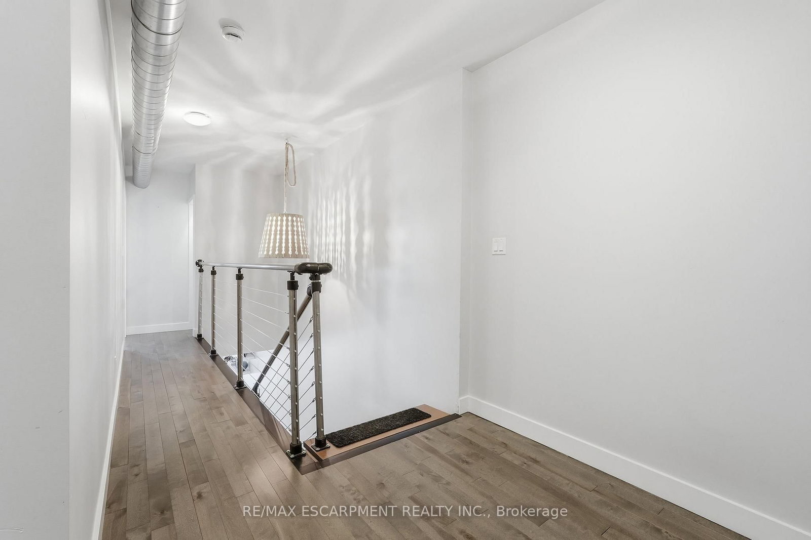 Detached House for sale at 414 JOHN Street, Hamilton, Ontario, L8L 4R3 - North End - MLS: X12906116