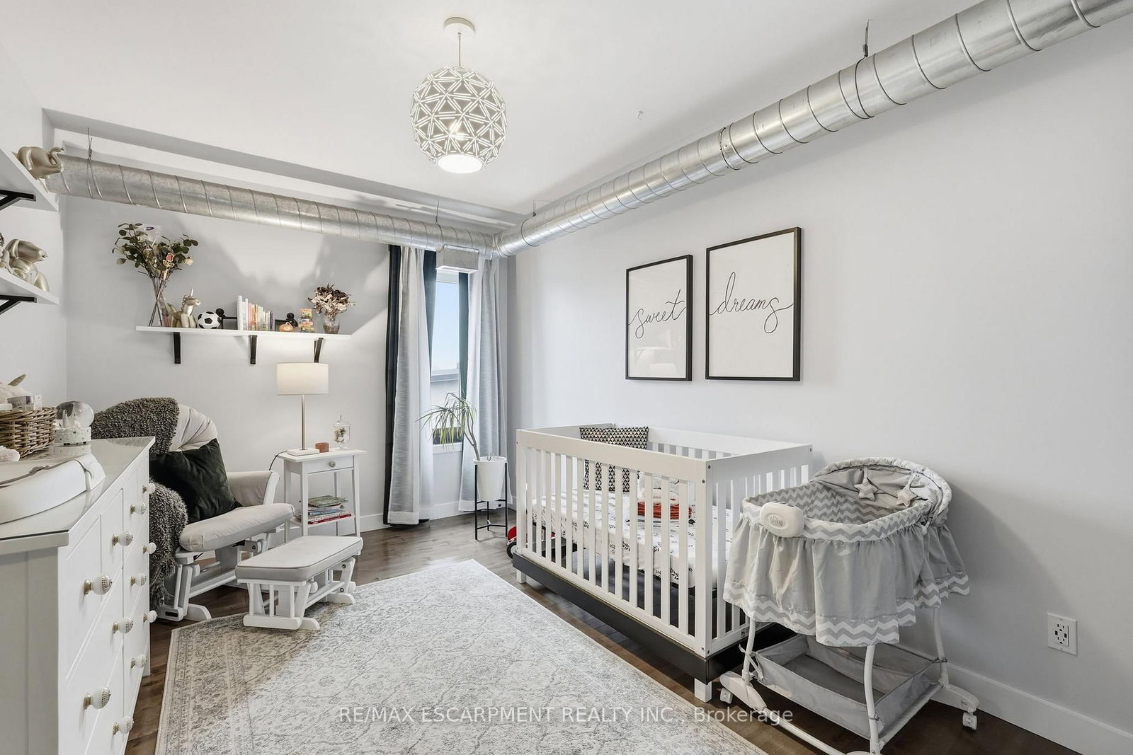 Detached House for sale at 414 JOHN Street, Hamilton, Ontario, L8L 4R3 - North End - MLS: X12906116