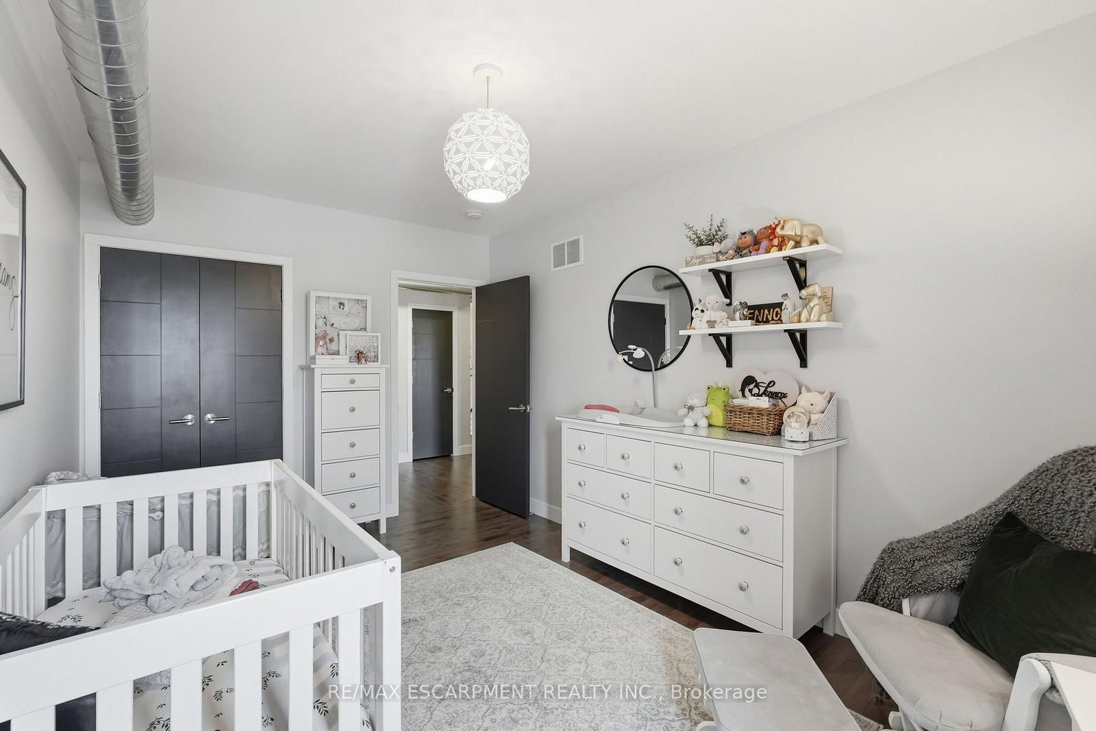 Detached House for sale at 414 JOHN Street, Hamilton, Ontario, L8L 4R3 - North End - MLS: X12906116