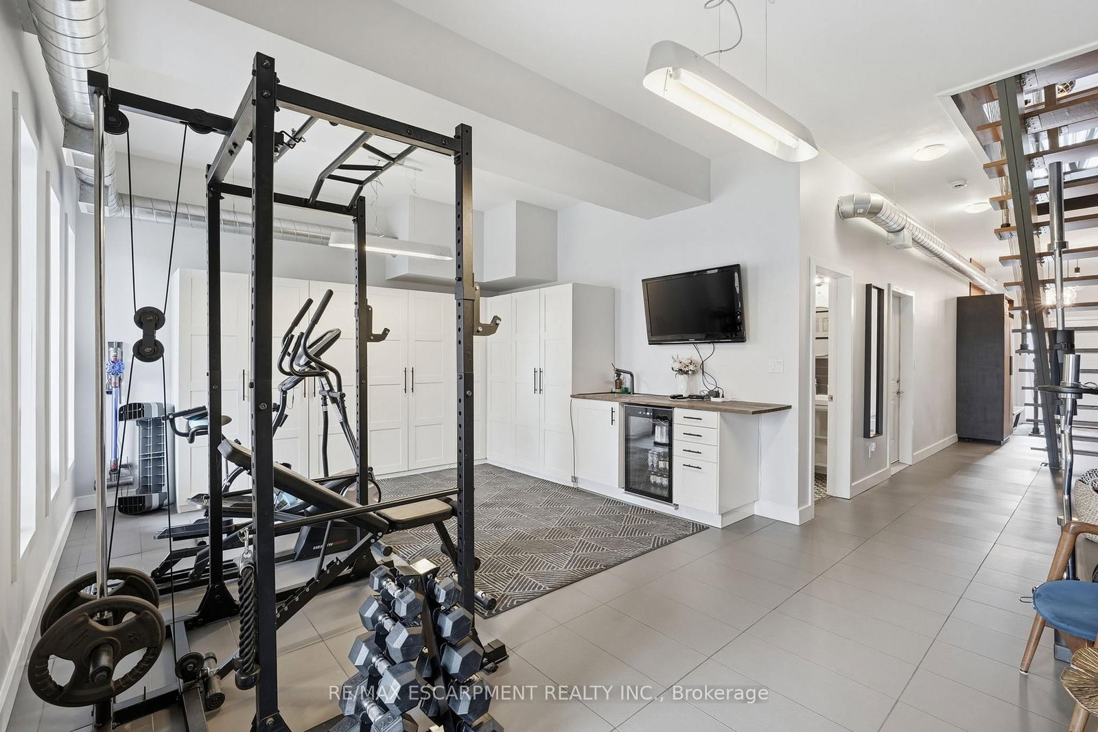 414 JOHN Street - Photo 36