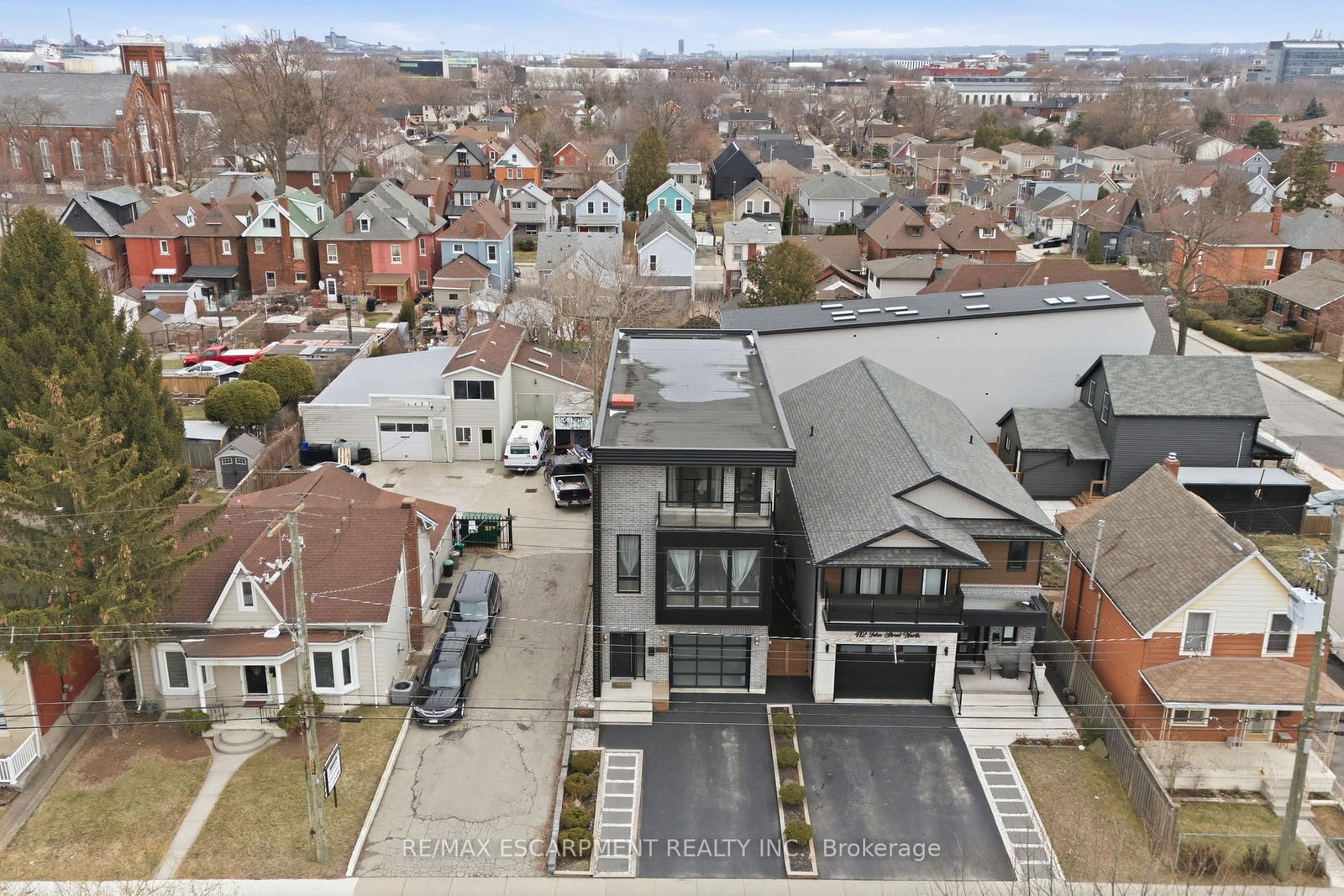 Detached House for sale at 414 JOHN Street, Hamilton, Ontario, L8L 4R3 - North End - MLS: X12906116