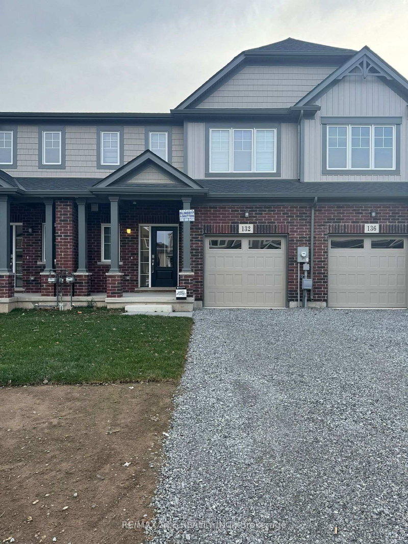 home for lease on 132 Alicia Crescent