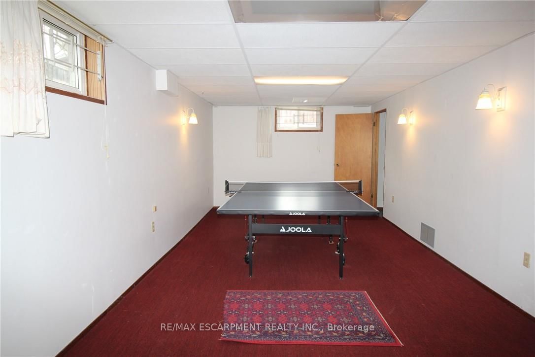 Semi-Detached House for sale at 234 Greencedar Drive, Hamilton, Ontario, L9C 6W6 - Gurnett - MLS: X12906272