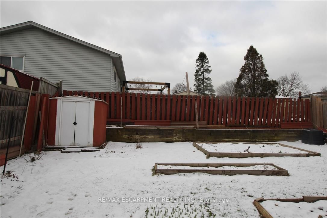 Semi-Detached House for sale at 234 Greencedar Drive, Hamilton, Ontario, L9C 6W6 - Gurnett - MLS: X12906272