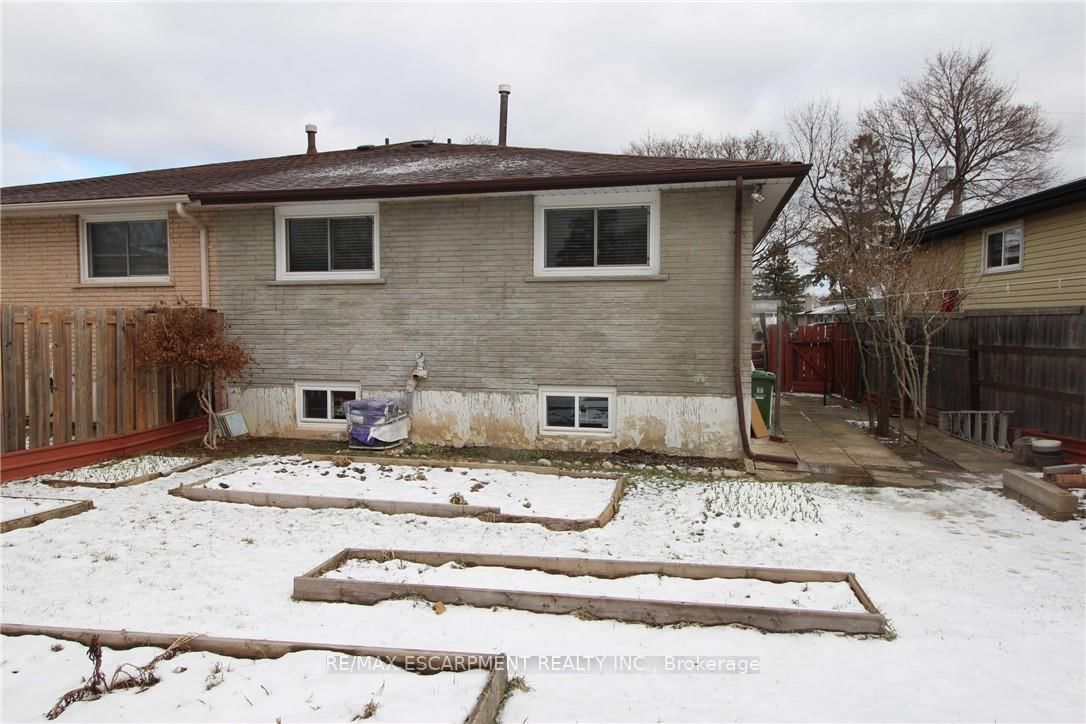 Semi-Detached House for sale at 234 Greencedar Drive, Hamilton, Ontario, L9C 6W6 - Gurnett - MLS: X12906272