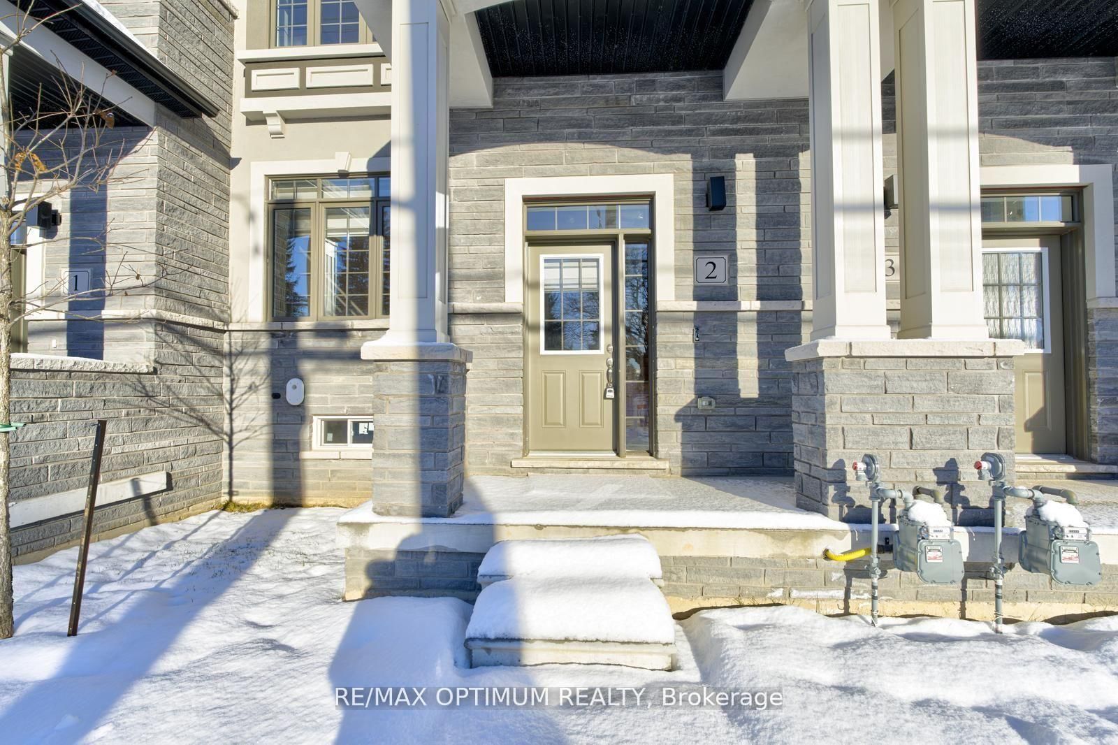 Townhouse for sale at 2-305 Garner Road, Hamilton, Ontario, L9G 3E6 - Ancaster - MLS: X12906278