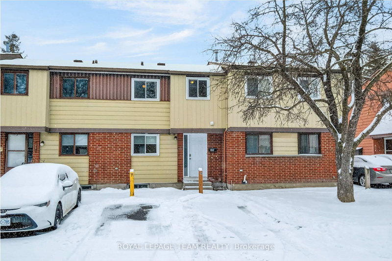 home for sale on 1993 FALKIRK Crescent