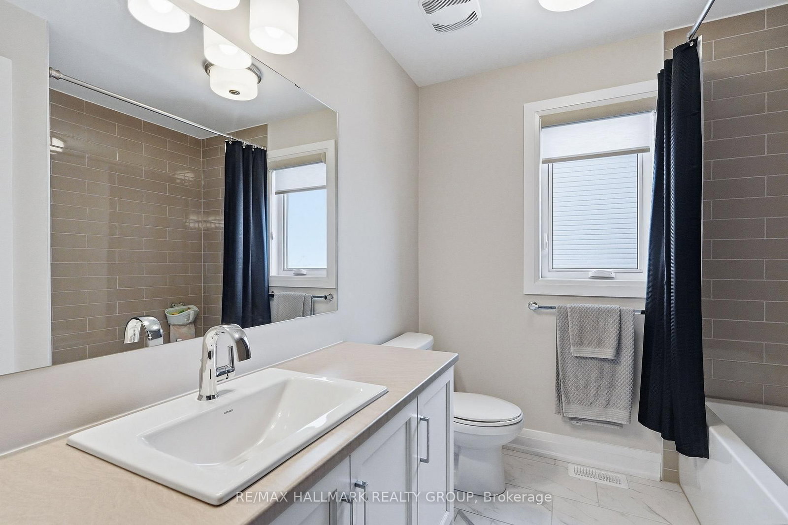 Detached House for sale at 1212 AVIGNON Street, Russell, Ontario, K0A 1W0 - Embrun - MLS: X12906446