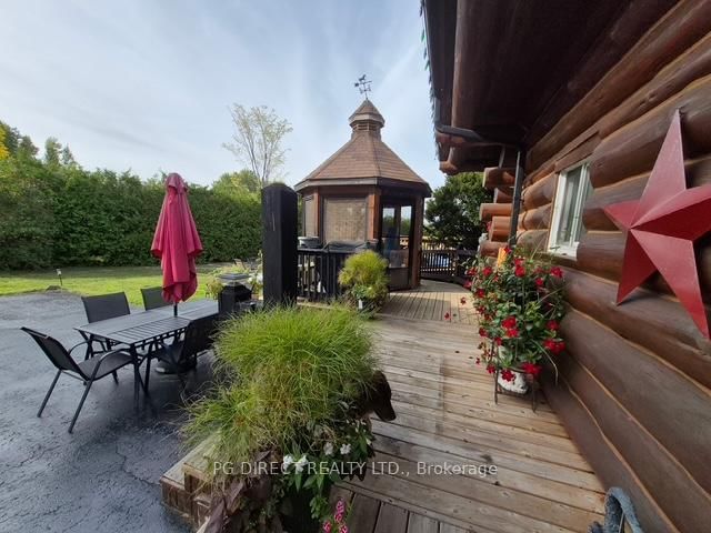 15 Ferguslea Road E • Renfrew, ON photo 4