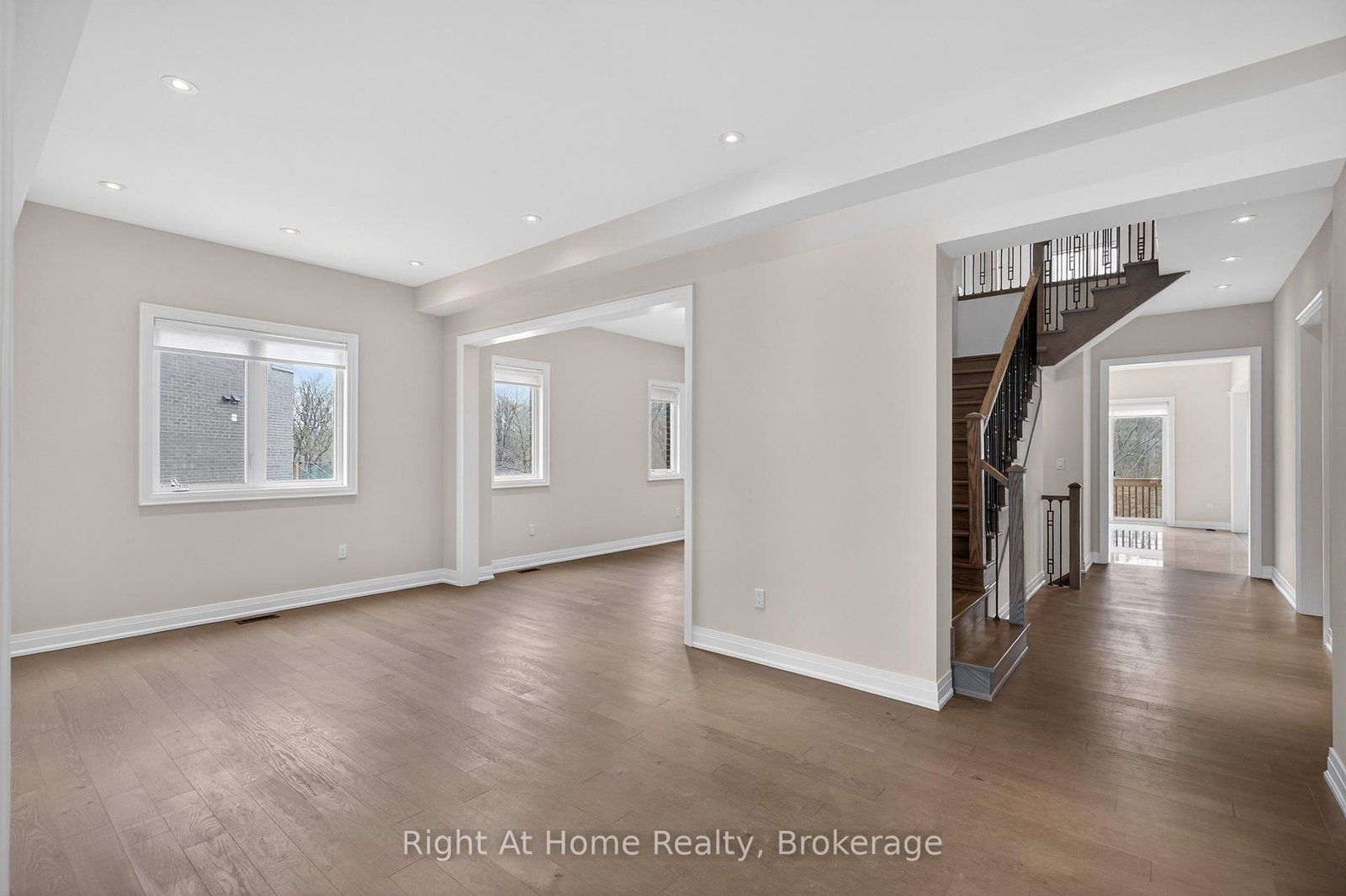 94 Smokey Hollow Place - Photo 8