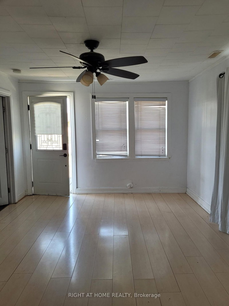 248 Mcnaughton Ave E, Chatham-Kent, N7L 2G8 | Image 3