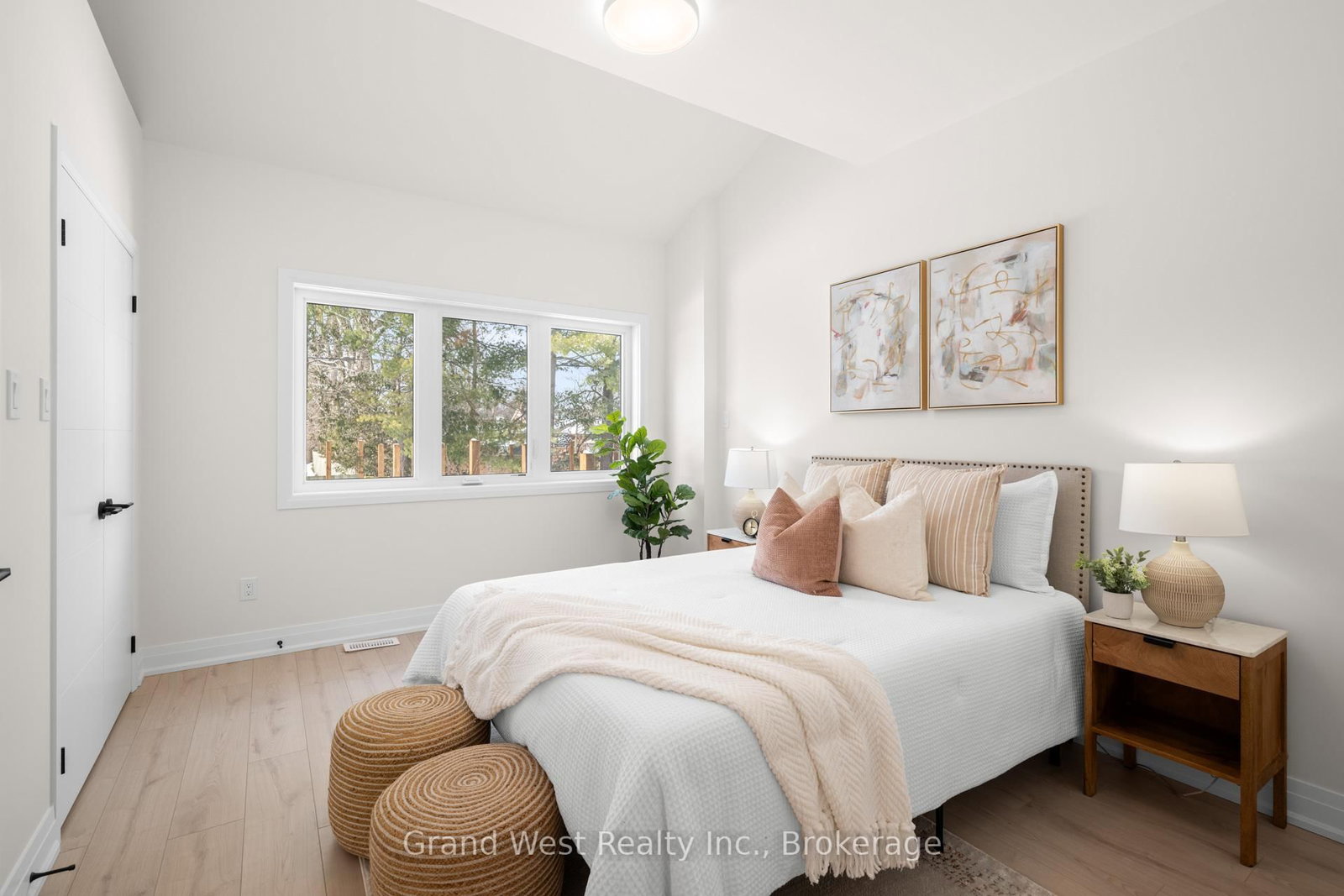 84 N Chalmers Street N - Photo 26