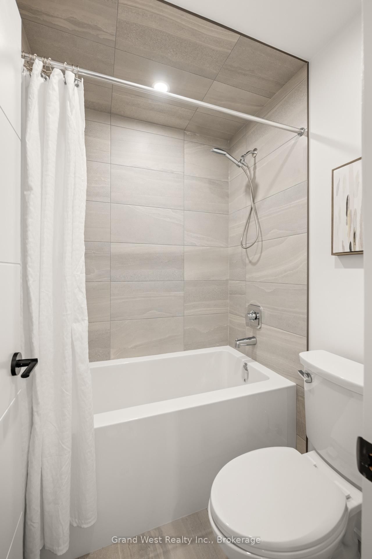 84 N Chalmers Street N - Photo 37