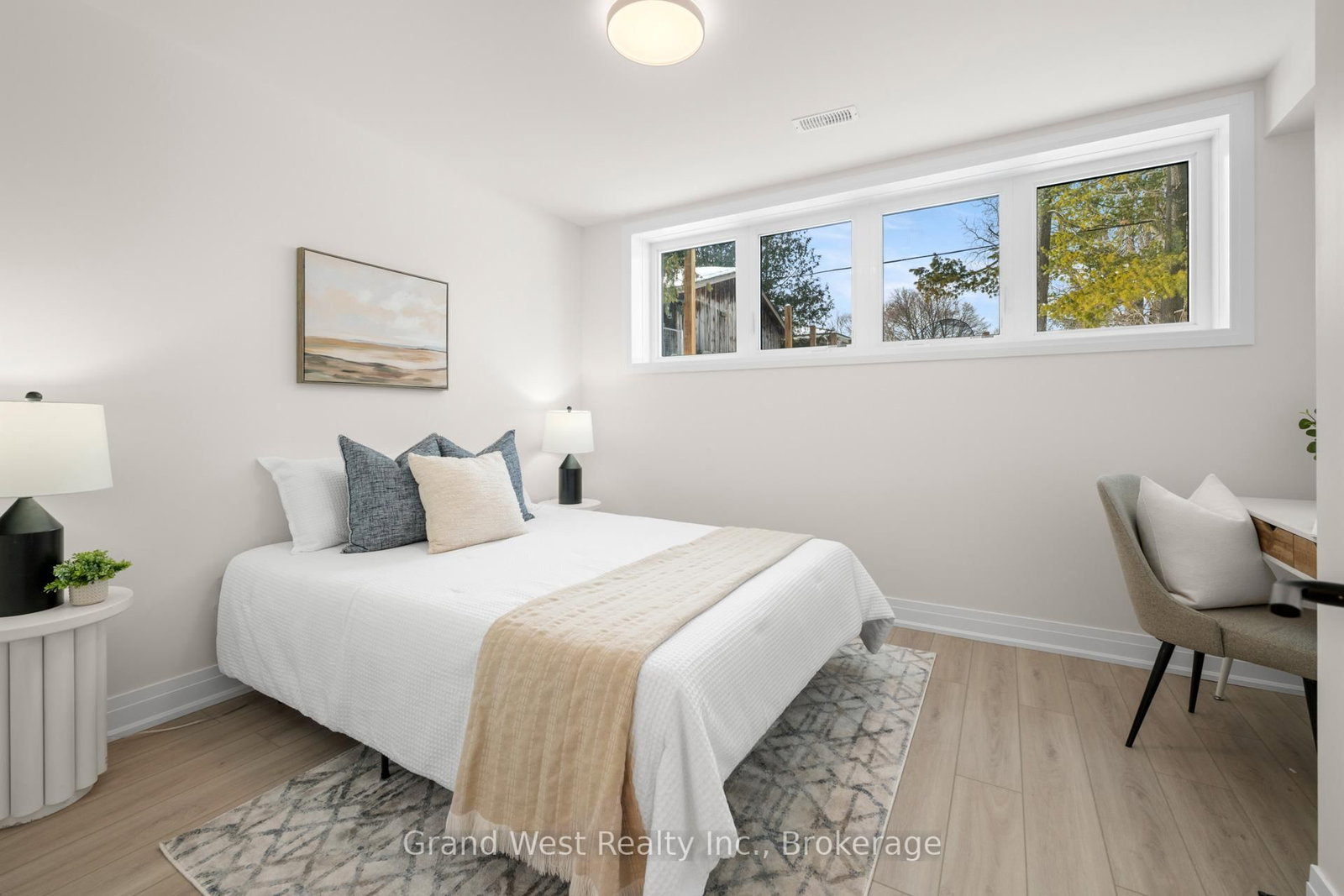 82 N Chalmers Street N - Photo 33