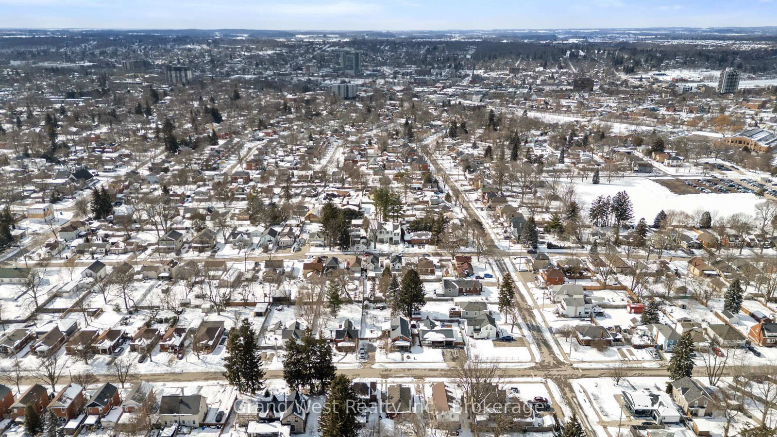 82 N Chalmers Street N - Photo 6