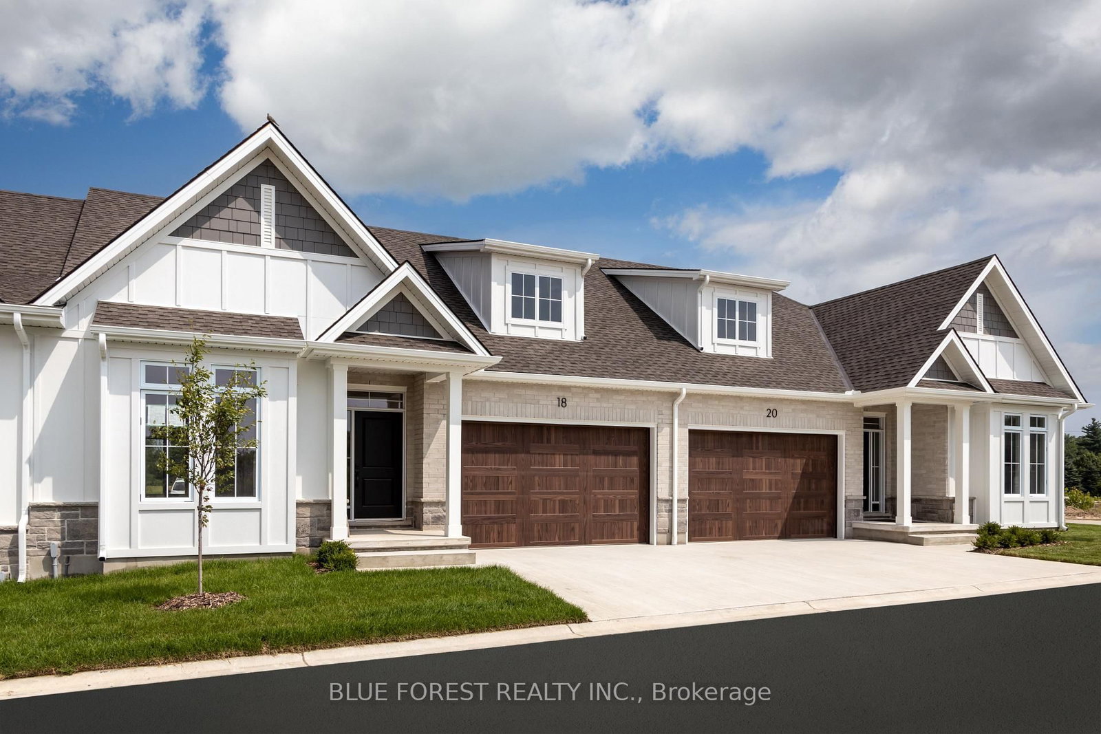 325 Harvest Lane • Thames Centre, ON photo 1