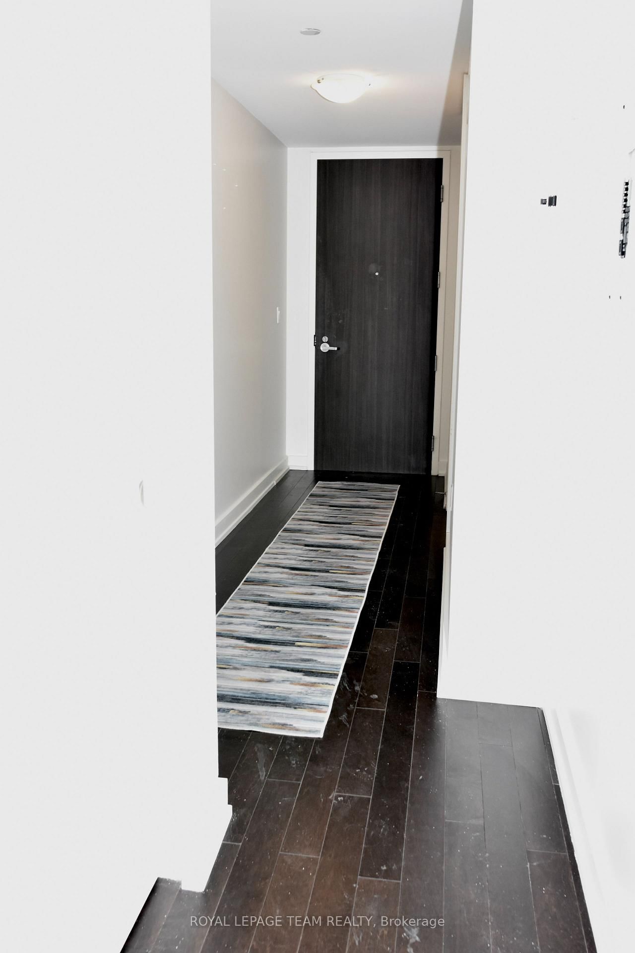 111 Champagne Avenue S, Unit 902 - Photo 3