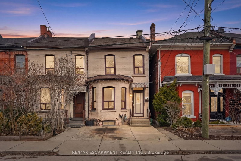 home for sale on 79 Murray Street E