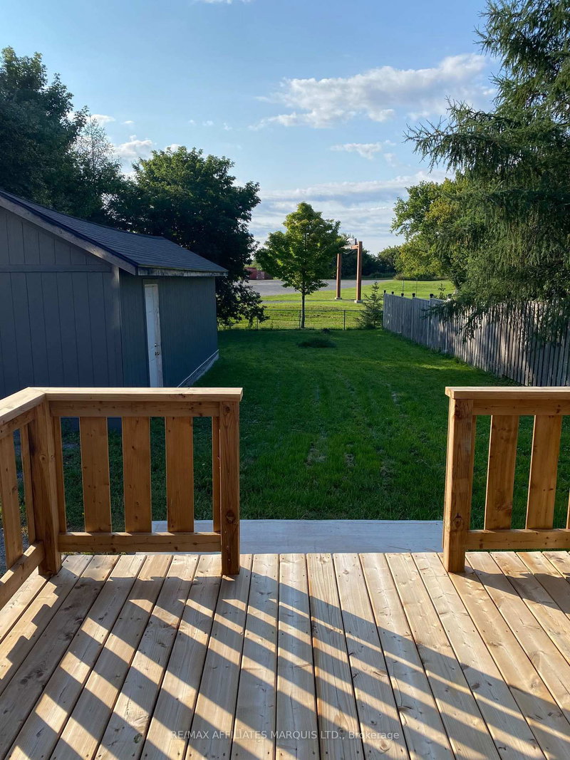 7 Park St, Cornwall, K6H 1K1 | Image 3