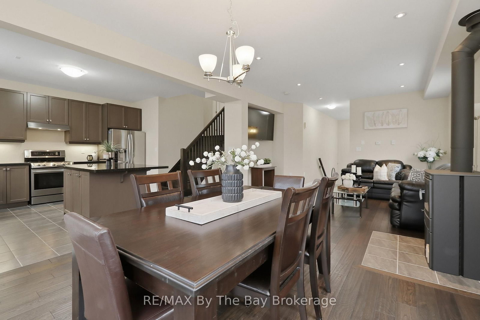126 Delphi Lane • Blue Mountains, ON photo 11
